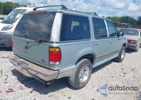 1995 Ford Explorer from USA, damaged, VIN 1FMDU32X3SZA95827